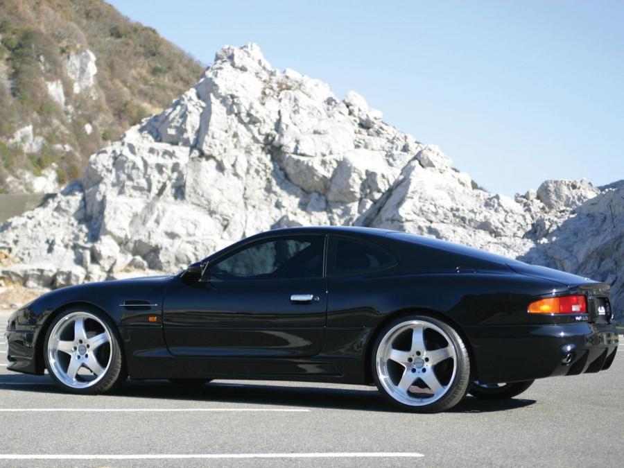  Aston Martin DB7 by Wald 1999 года  (фото 7 из 12)